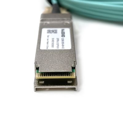 สายไฟฟ้าออปติก 5m QSFP56 ถึง 2xQSFP56 200Gbs ถึง 100Gbs Infiniband HDR